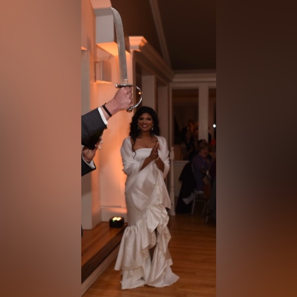 White Dress - Picture 12 of 12